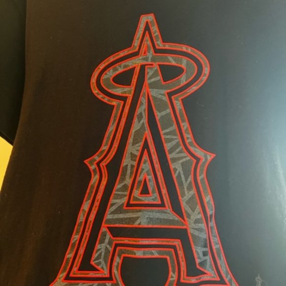 CLEARANCE Mike Trout Black T-shirt - Picture 3 of 5